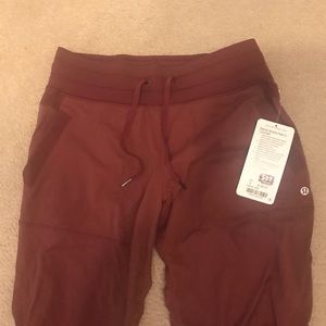 NWT LULULEMON Dance Pants